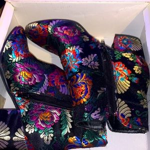 💜 flower chrome booties 💜